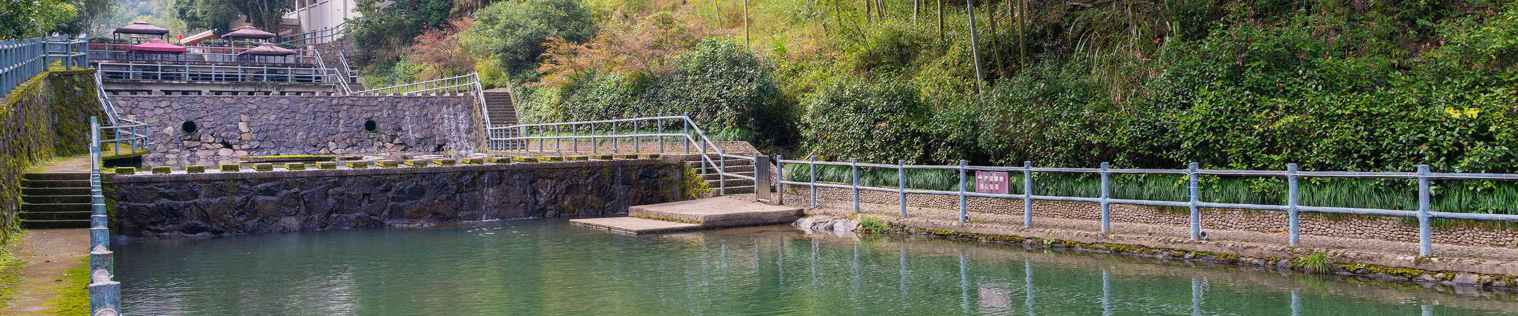 宁波香泉湾山庄